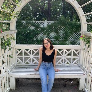 Meet your Posher, Nicole